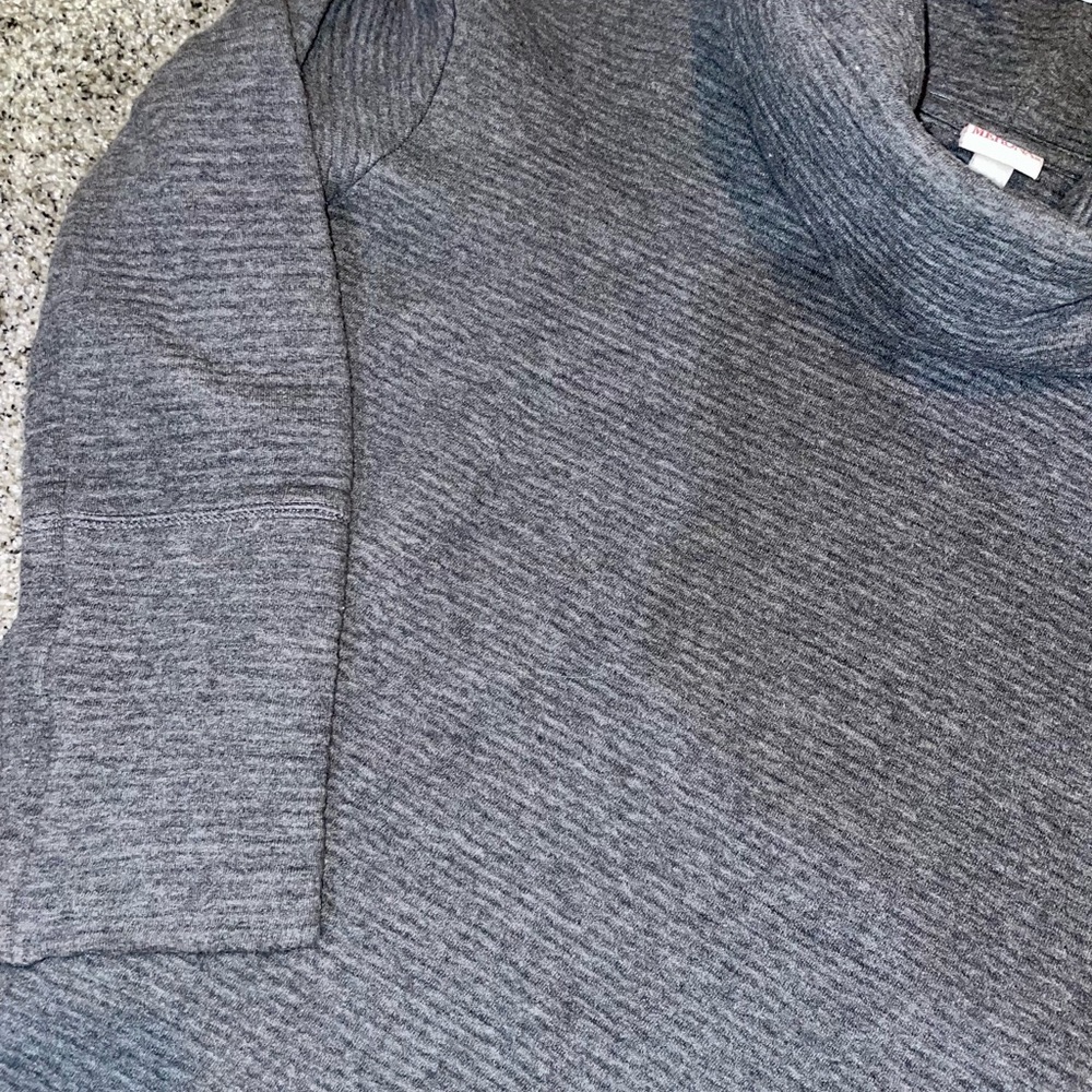 Cowl Neck Merona Sweater. Medium. Grey.